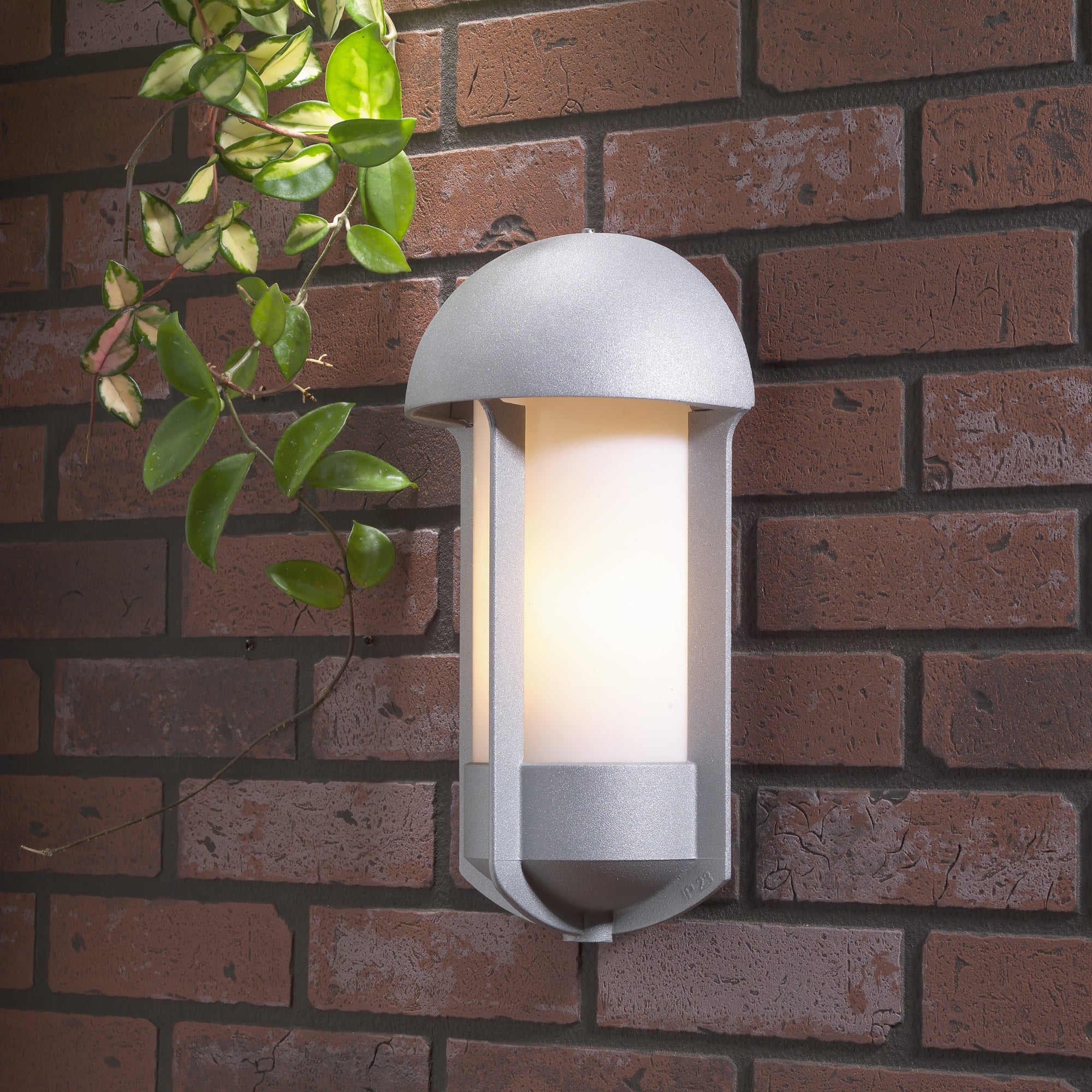 Tyr Aluminium Wall Light