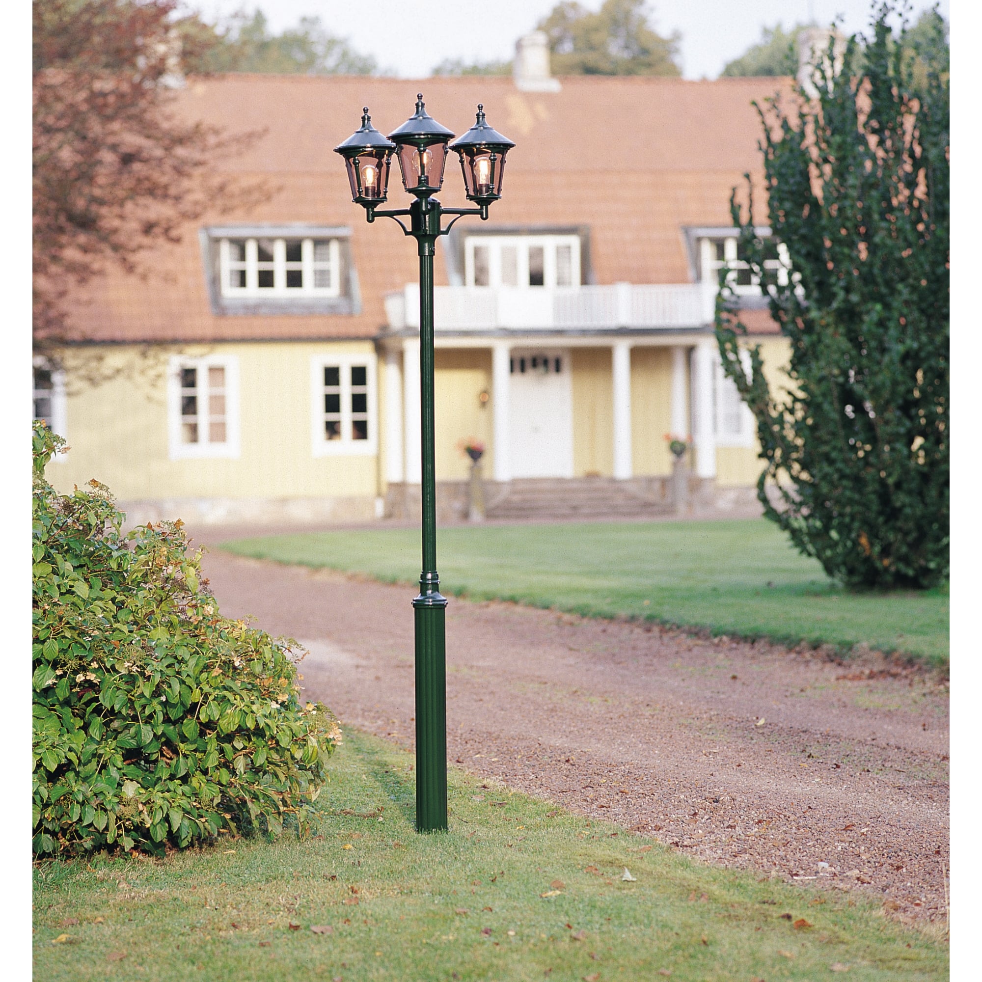 Virgo Verdi Driveway 3 Lantern Outdoor Pole Light