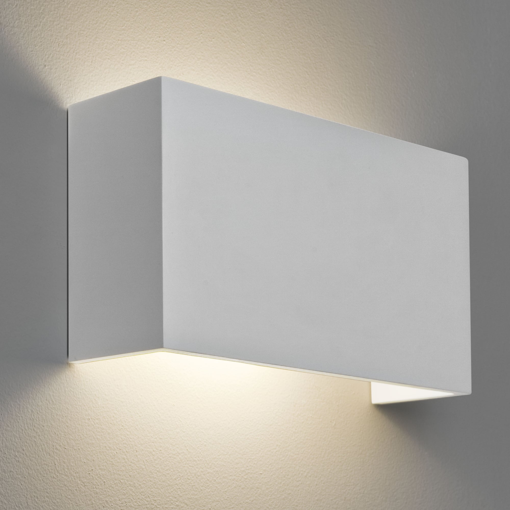 Pella 325 E27 Plaster White Dimmable Modern Wall Light