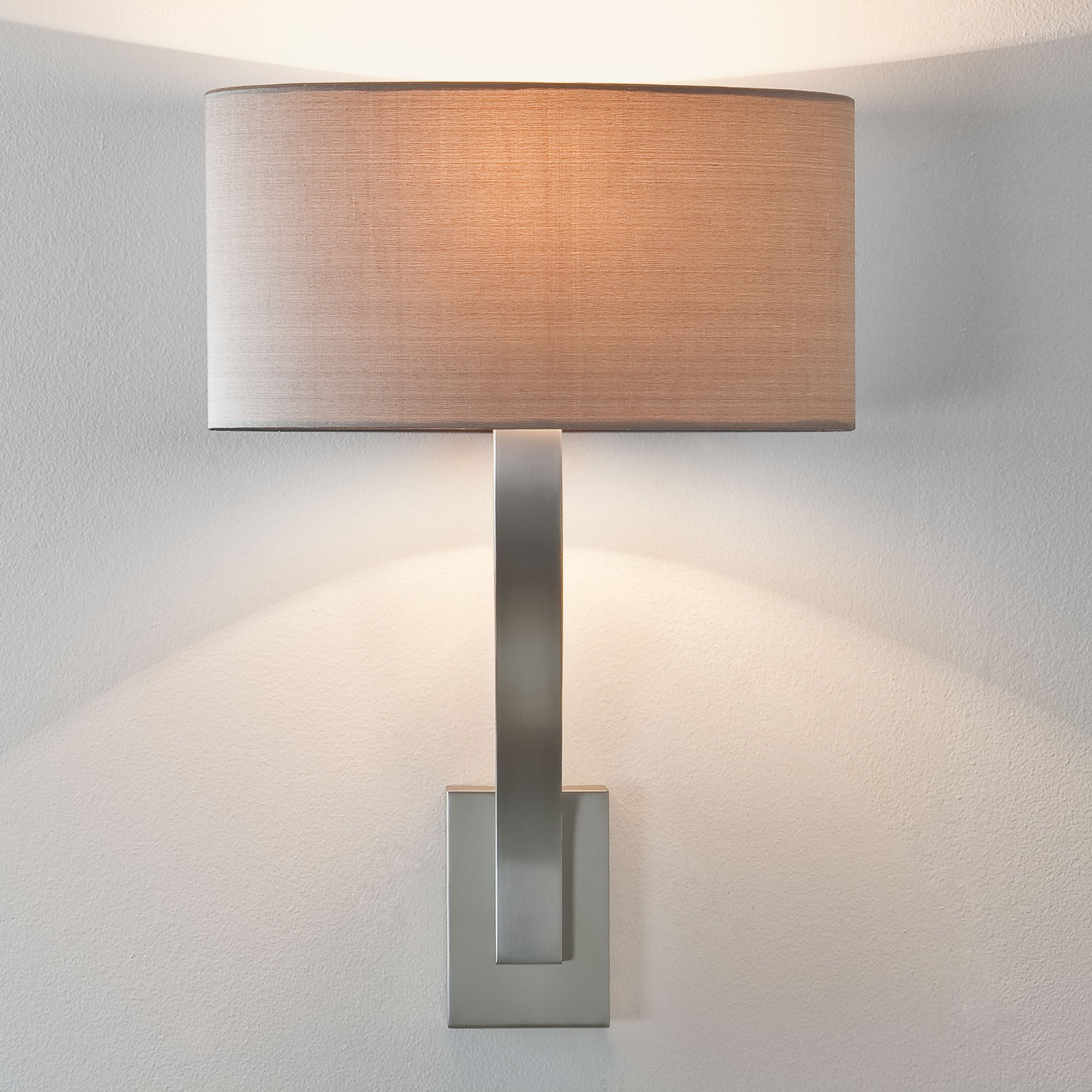 Sofia wall light matt nickel