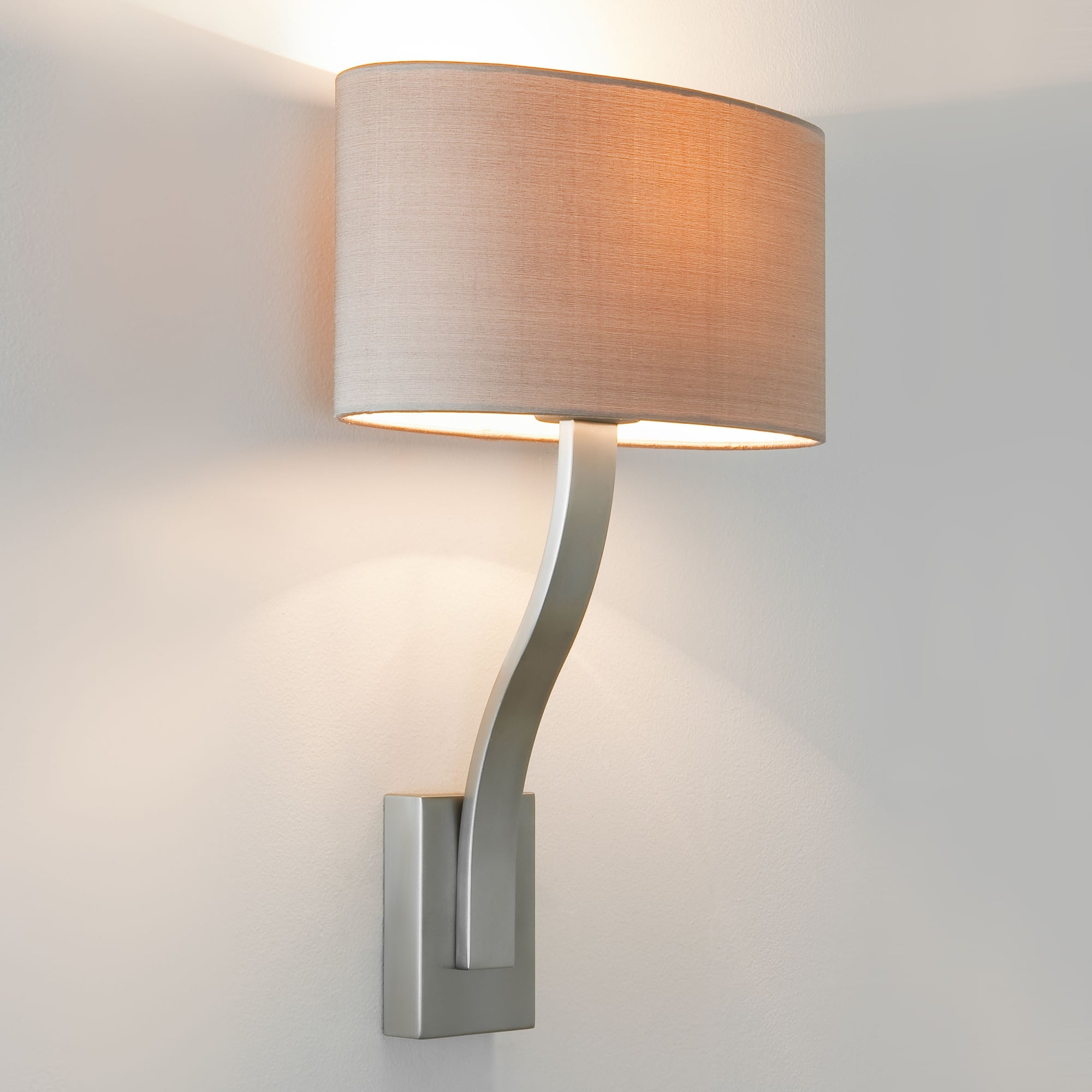 Sofia wall light matt nickel