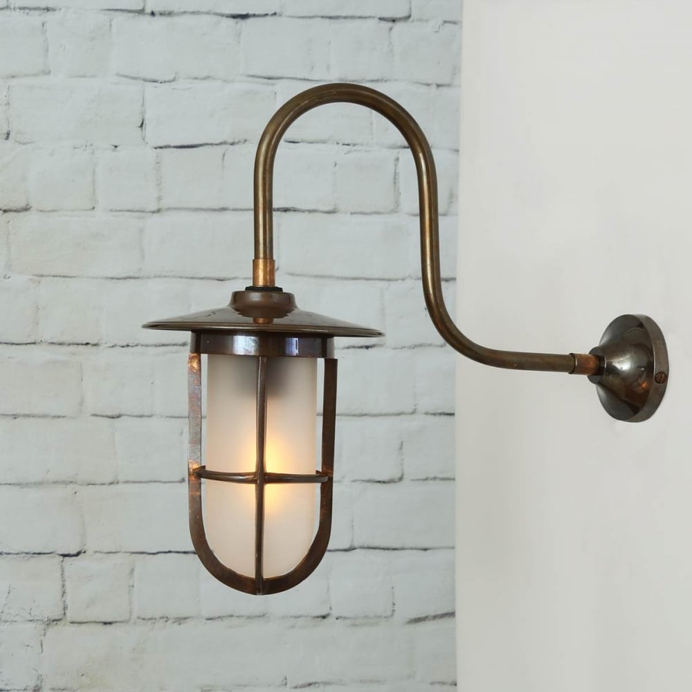 Fabo Well Glass Wall Light