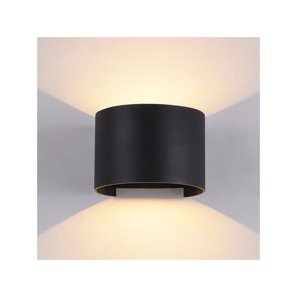 Fulton Outdoor Sconce, Black