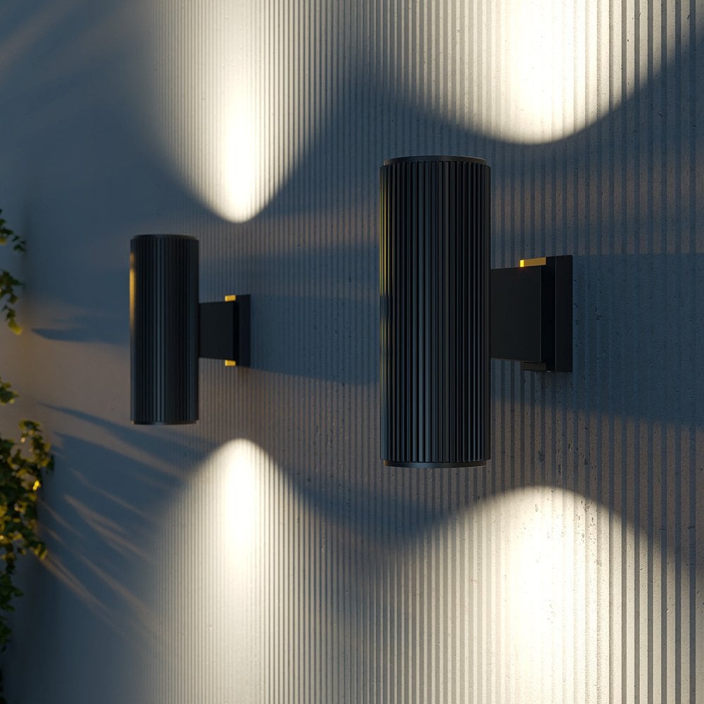 Outdoor Rando Wall Lamp - Black