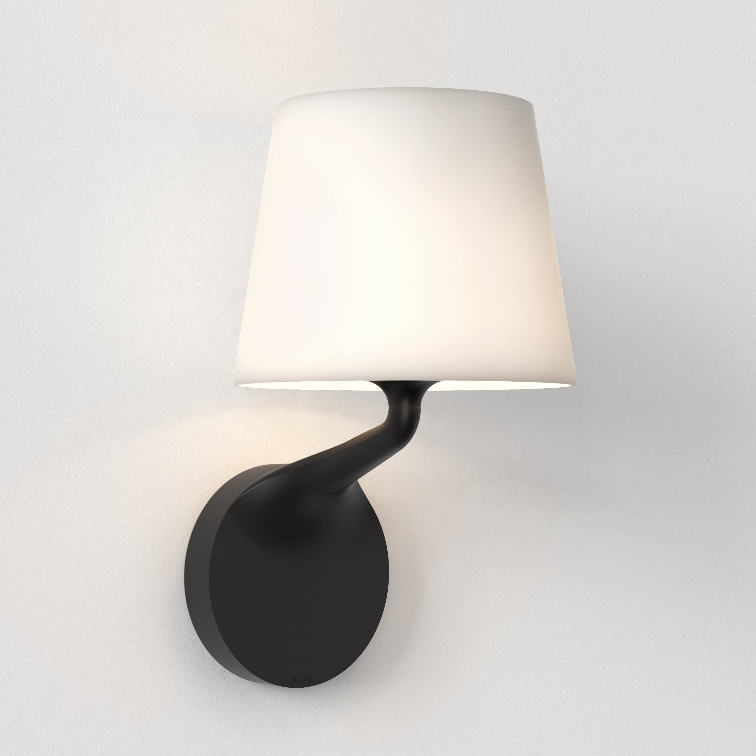 Millie Wall Light, Matt Black