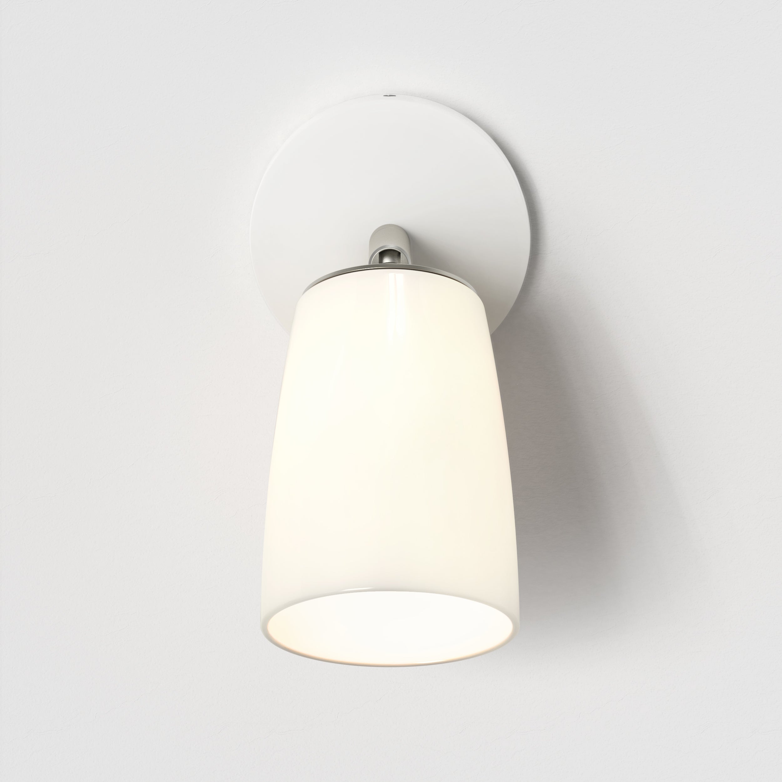 Carlton Wall Light, Gloss Glaze White