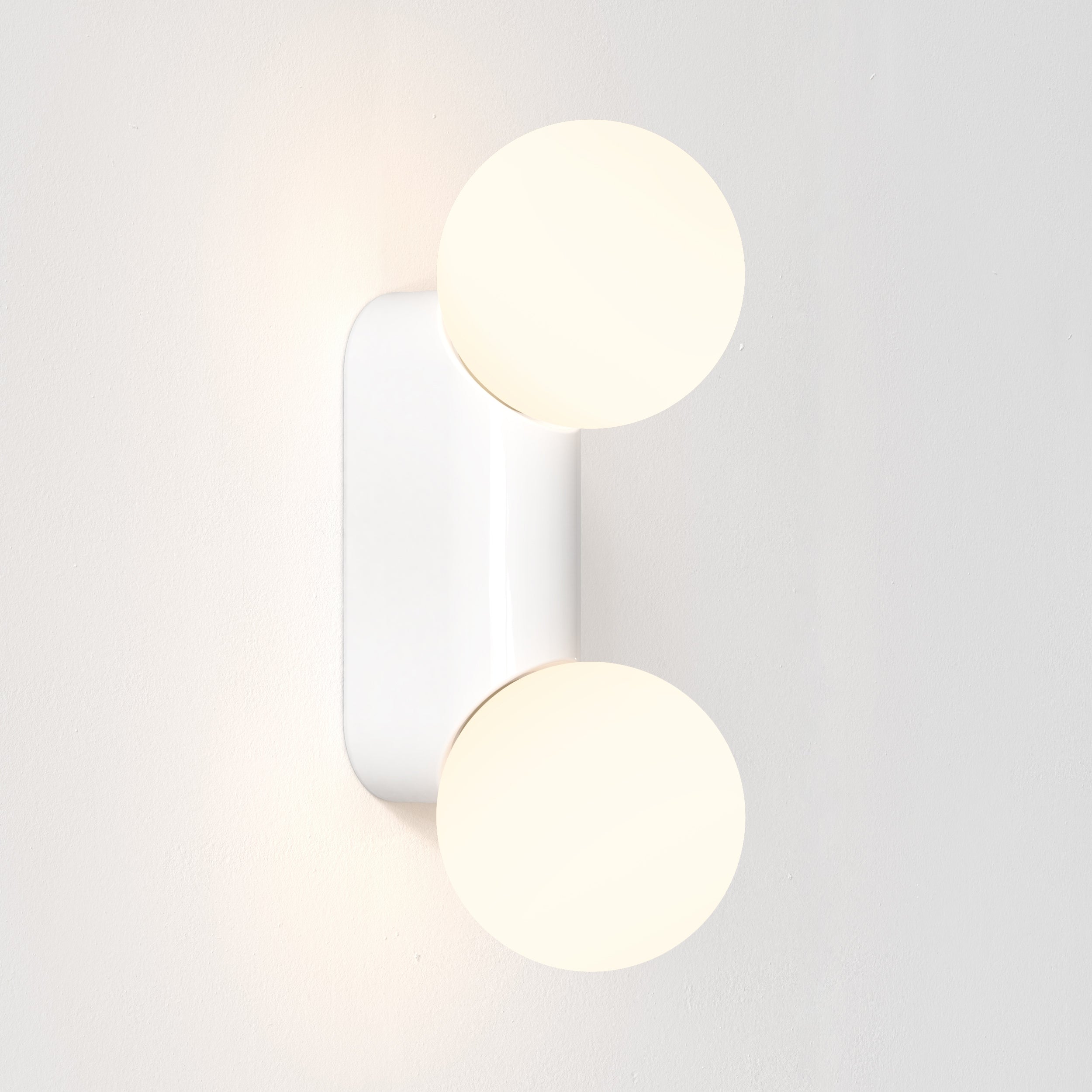 Lyra Wall Twin Light, Gloss Glaze White